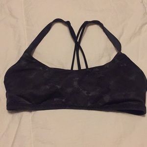 Lululemon bra!